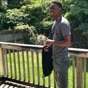 Meet your Posher, Demarius